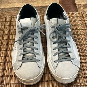 P448 Sneakers- Size 41 (European) 10.5/11 US Womens- Great condition!